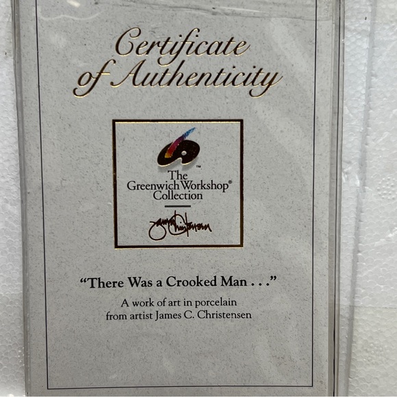 James C Christensen “There Was a Crooked Man” Fine Art Porcelain. - Picture 5 of 8